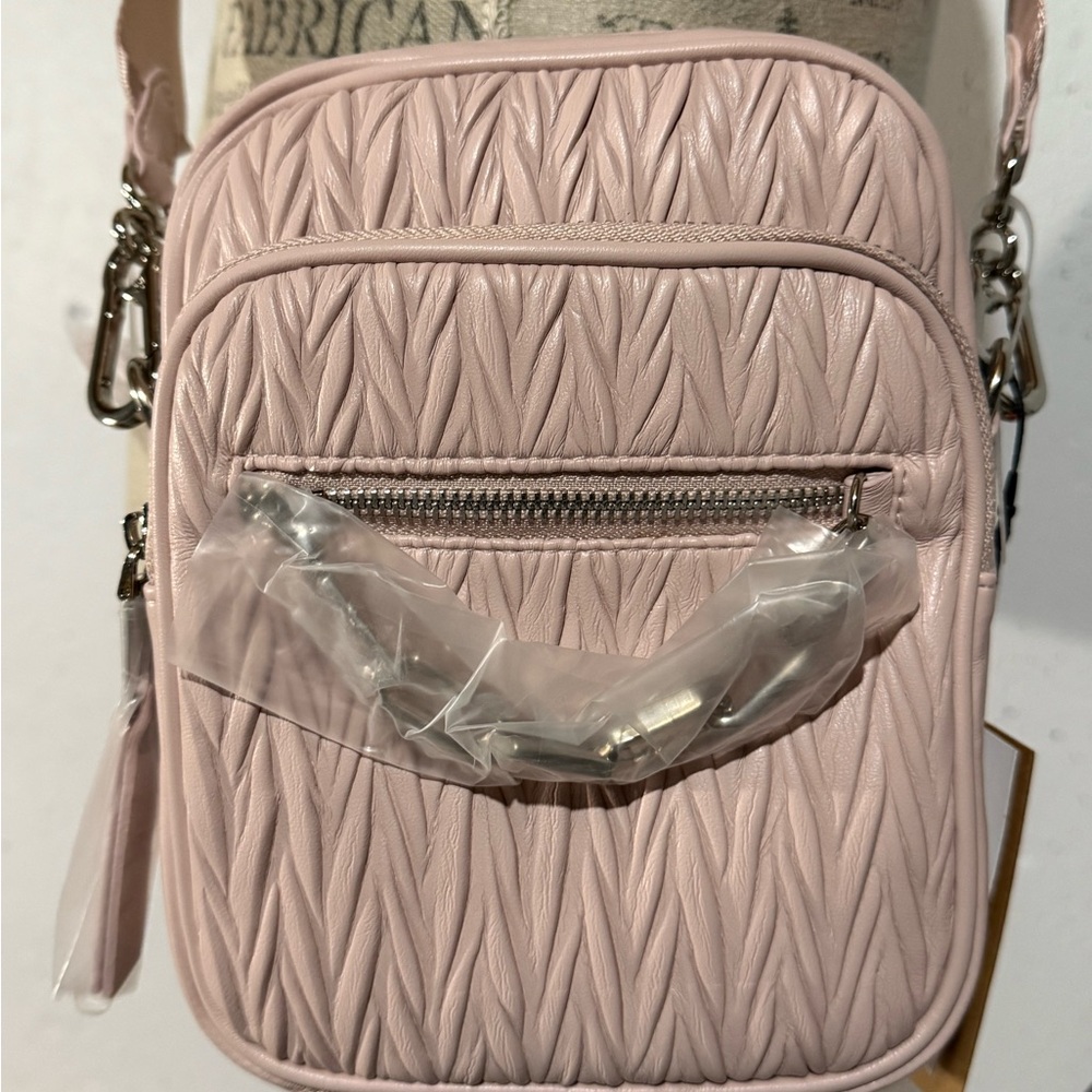 NWT STEVE MADDEN. CROSSBODY BAG.